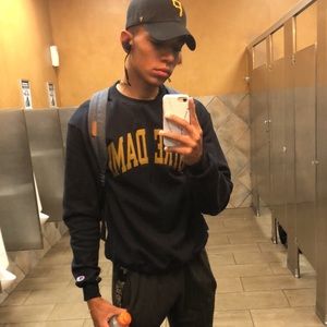 Meet your Posher, Jonathan